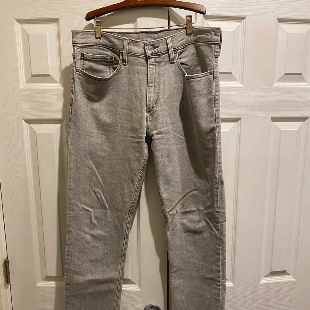 Men’s Levi’s 502 - Gray